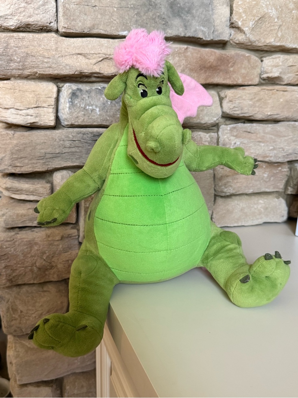 The Main Street Electrical Parade Elliott Plush 14" – Pete's Dragon